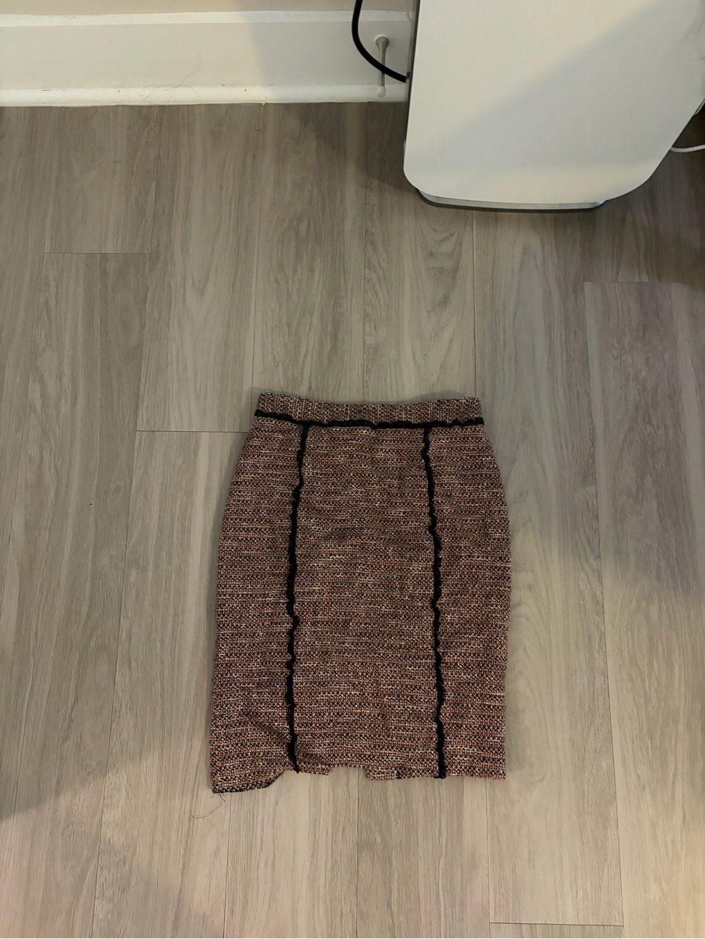 RED Valentino Pink Tweed Pencil Skirt with Black Trim Details